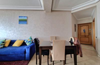 Appartement traversant au 4eme étage à vendre