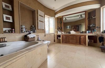 Villa de luxe à vendre à 10min du Morocco mall