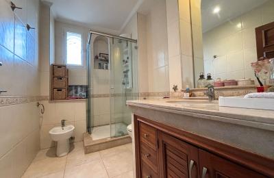 Villa de luxe à vendre à 10min du Morocco mall