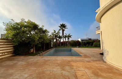 Villa de luxe à vendre à 10min du Morocco mall